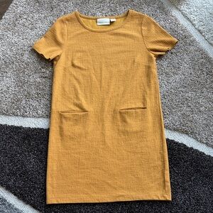 Cynthia Rowley Mustard Short Sleeve Textured Shift Dress